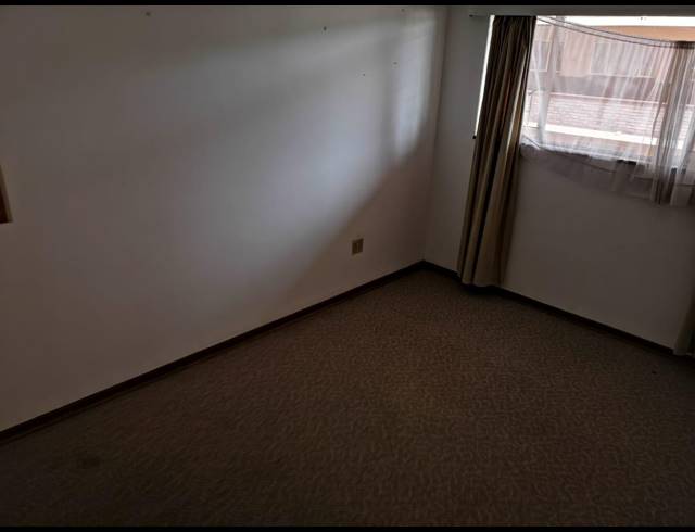 2 BEDROOM APARTMENT TO LET IN CLARENDON